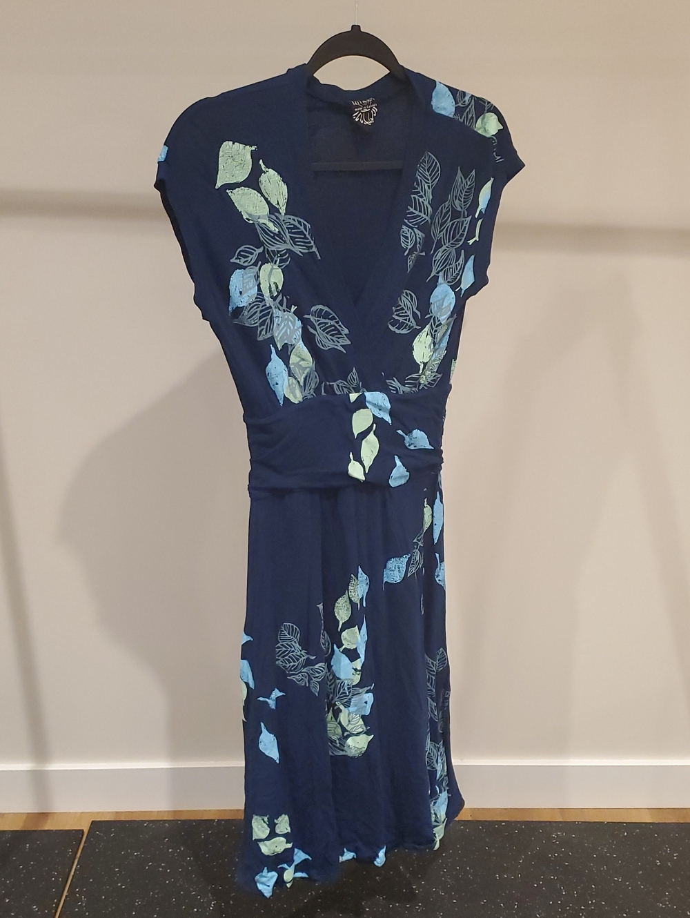 Lilikoi - Navy Blue Leaf-Print Wrap Dress
